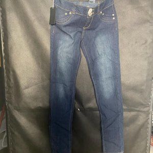 NWT ROSIE LOW RISE JEANS SIZE 27